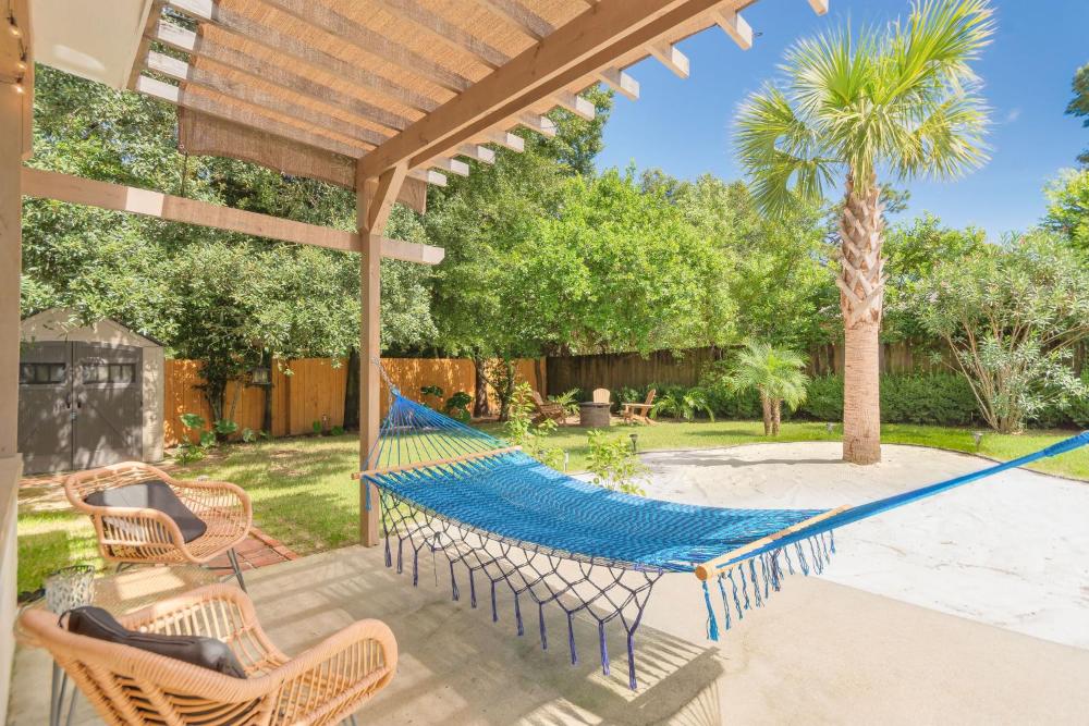Pet-Friendly Pensacola Home with Sunny Backyard!